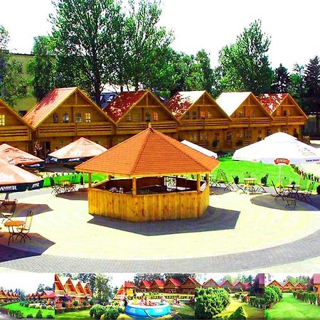 Tropicana Ϫϫ Holiday Houses Jastrzebia Gora Bagian luar foto